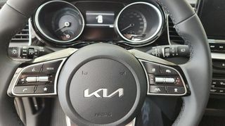 Kia XCeed 2025 P-HEV 1.6lt 141ps 6DCT EX Platinum-thumb-7