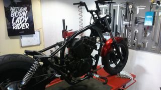 Honda Magna 1997 bobber custom build-thumb-7