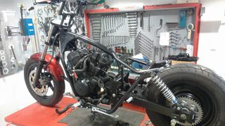 Honda Magna 1997 bobber custom build-thumb-8