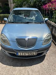 Lancia Ypsilon 2003