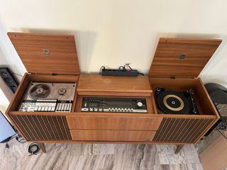 Αντίκα ρετρό στερεοφωνικό έπιπλο Grundig Rossini 3 αυθεντικό λειτουργικό