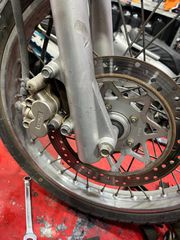 Κιθάρα-Δαγκάνα – τρόμπα  εμπρός φρένου για KYMCO SPIKE