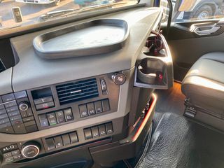 Σασί Volvo 2015 FH500 6X2 EURO6 Full Extra-thumb-33