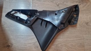 Εσωτερικό αριστερο tracer 9