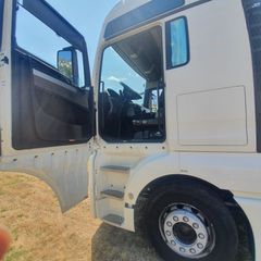 MAN 2015 TGX-thumb-22