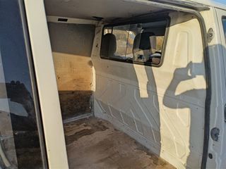 Volkswagen T4 1999 SYNCRO 4X4-thumb-1