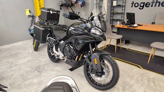 CFmoto MT 700 2026 ΔΩΡΟ ΤΡΙΒΑΛΙΤΣΟ-thumb-1