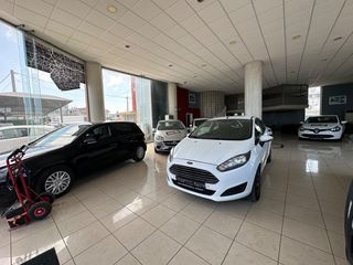 Ford Fiesta 2014-thumb-2