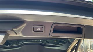 Land Rover Range Rover Velar 2022 S P400e Panorama-thumb-34