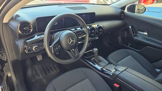 Mercedes-Benz A 160 2021-thumb-8