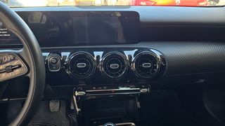 Mercedes-Benz A 160 2021-thumb-12