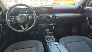 Mercedes-Benz A 160 2021-thumb-15