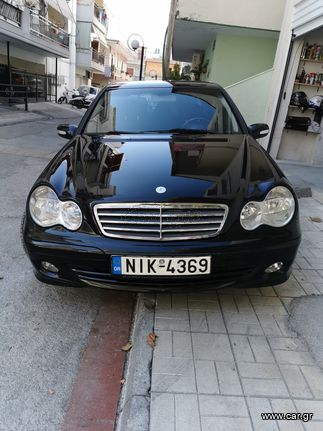 Mercedes-Benz C 200 2005