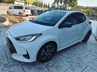 Toyota Yaris 2021 PANORAMA HYBRID AUTOMATIC LOUNGE-thumb-1