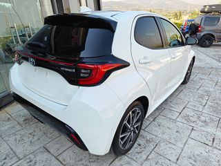 Toyota Yaris 2021 PANORAMA HYBRID AUTOMATIC LOUNGE-thumb-16