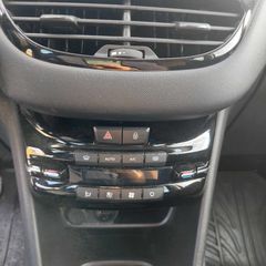 Peugeot 208 2017 ACTIVE 1.2 PURETECH-thumb-25