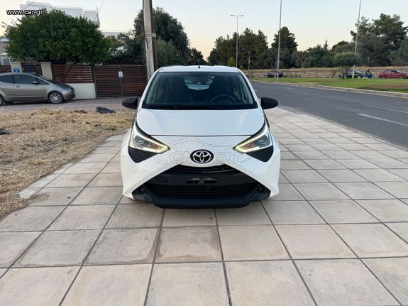 Toyota Aygo 2018 1.0 X-PLAY TOUCH