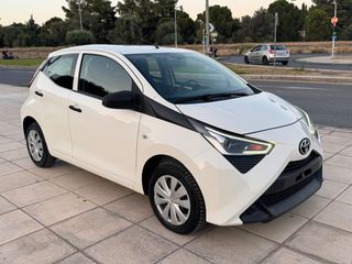 Toyota Aygo 2018 1.0 X-PLAY TOUCH-thumb-2