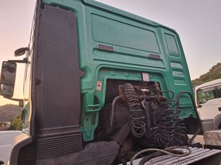 MAN 2011 18 440-thumb-2
