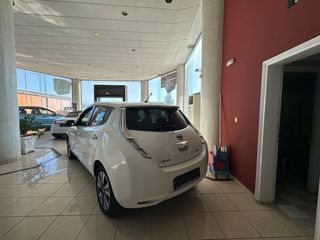 Nissan Leaf 2013-thumb-4