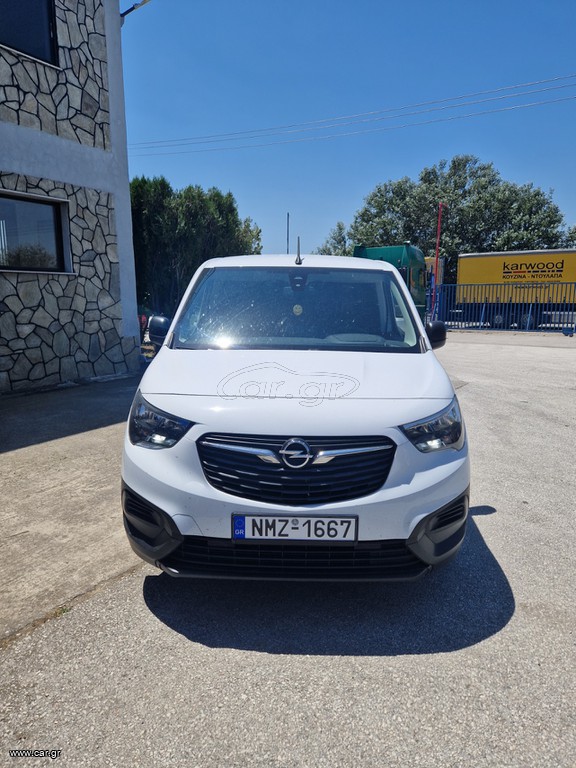 Κλούβα Opel 2023 COMBO