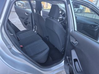 Ford Fiesta 2019-thumb-9