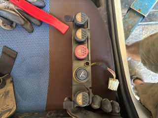 ΦΛΑΣΙΕΡΑ ,ΠΛΑΣΤΙΚΟ ΚΑΛΥΜΜΑ ΦΛΑΣΙΕΡΑΣ ΡΑΔΙΟ ΚΛΠ ΔΙΑΚΟΠΤΕΣ ΚΛΙΜΑΤΙΣΜΟΥ PEUGEOT 106