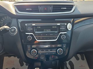 Nissan Qashqai 2017 1.6 ACENTA AUTOMATIC!!!-thumb-20