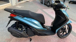 Piaggio Medley 200 2025 S-thumb-2