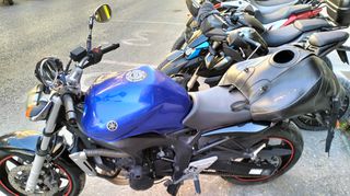 Yamaha FZ6 Naked 2005 FAZER 600
