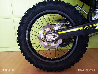 KTM 250 EXC-F 2023 EXC-F 250 SIX DAYS 2023-thumb-8
