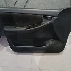 Πωλουντε ταπετσαριες μπροστινες απο Corolla E12 5πορτο