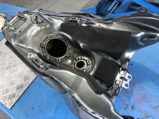 Ντεπόζιτο CB 1000 Hornet-thumb-3