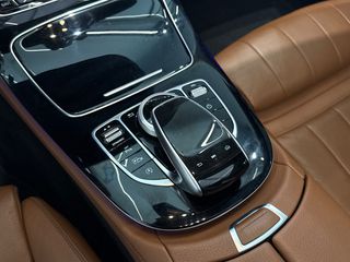 Mercedes-Benz E 350 2019 EQ BOOST COUPE AMG PANORAMA - VENERIS MOTORS-thumb-40
