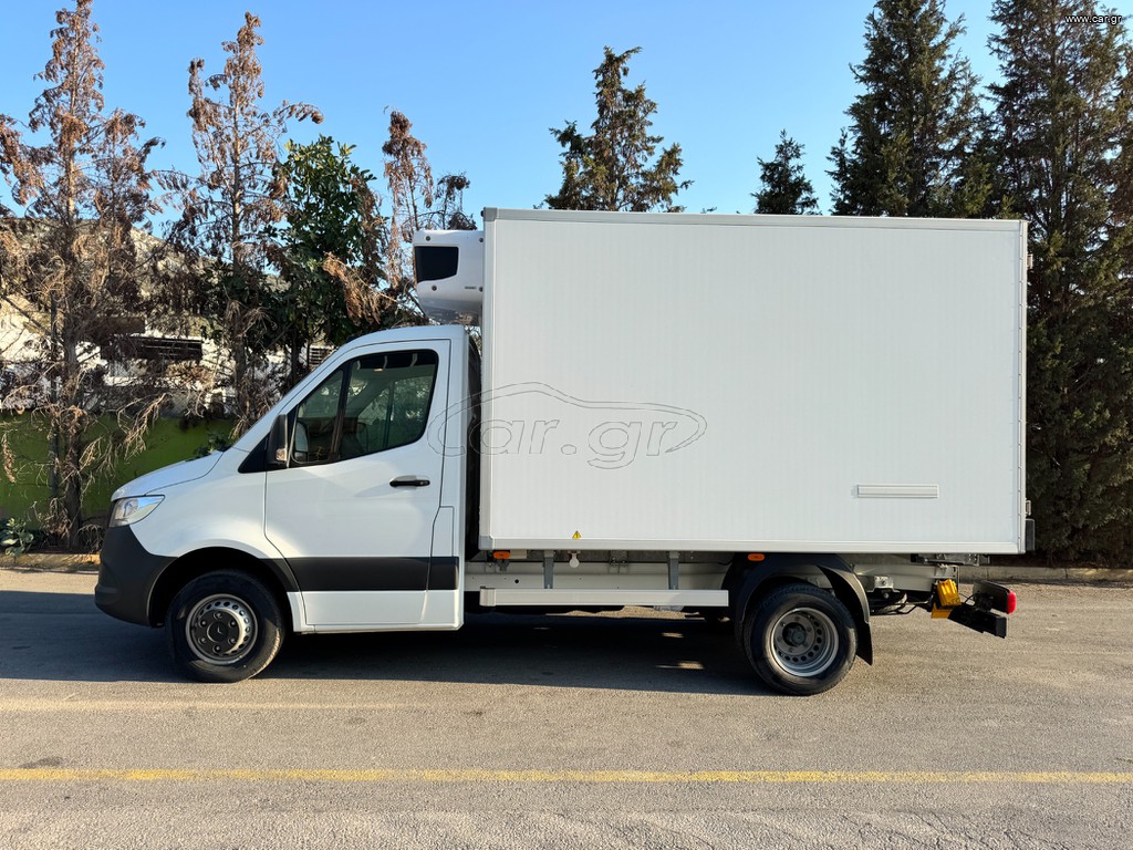 Ψυγείο Mercedes-Benz 2023 SPRINTER 516 CDi