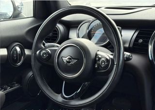 Mini Cooper D 2016-thumb-12