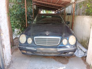 Mercedes-Benz E 200 2001 Elegance