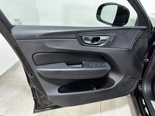 Volvo XC 60 2020 2.0 MOMENTUM HYBRID 235Hp 3πλή Εγγύηση-thumb-8
