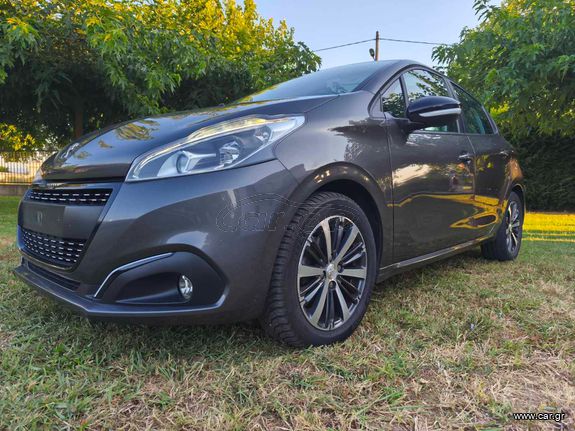 Peugeot 208 2018 1.2 ALLURE 82 Active panorama