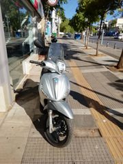 Piaggio Beverly 350 SportTouring 2018 BEVERLY 350 SPORT TOURING ABS