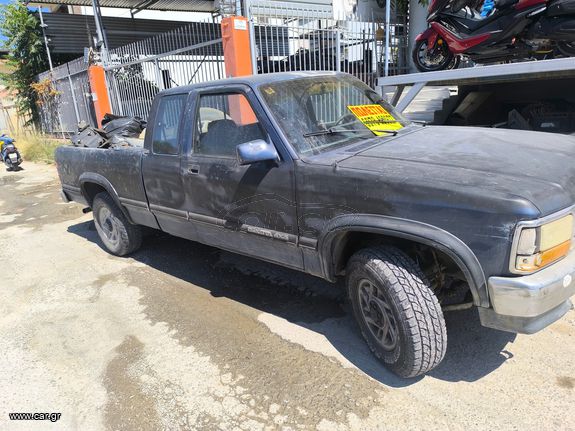 Dodge Dakota 2003 αρμα..2,αντοκηνητα