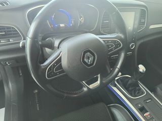 Renault Megane 2017 GRANDTOUR 1.6 DCI  130    BOSE EDITION-thumb-29