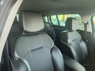 Renault Megane 2017 GRANDTOUR 1.6 DCI  130    BOSE EDITION-thumb-34