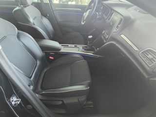 Renault Megane 2017 GRANDTOUR 1.6 DCI  130    BOSE EDITION-thumb-35