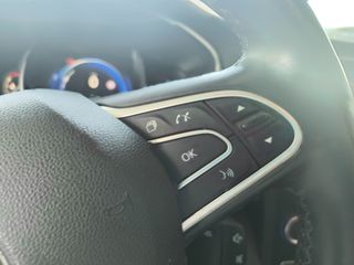Renault Megane 2017 GRANDTOUR 1.6 DCI  130    BOSE EDITION-thumb-40
