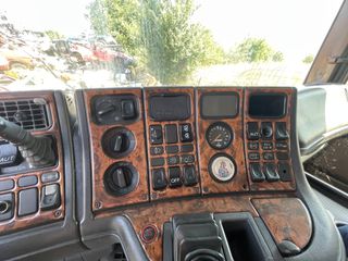 Scania 2003 164-480-thumb-1