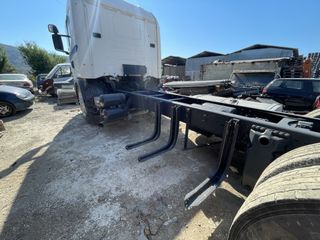 Σασί Scania 2000 124-thumb-4