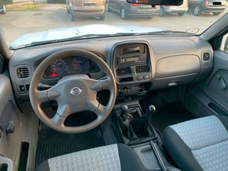 Nissan Navara 2005 D22 4X4 2.5DI TURBO DIESEL 4DR-thumb-10