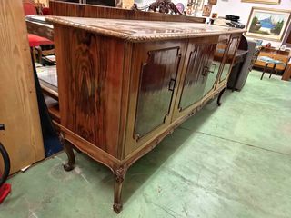 μπουφες απο ξυλο καρυδιας σε αριστη κατασταση