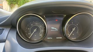 Jaguar E-Pace 2018-thumb-11